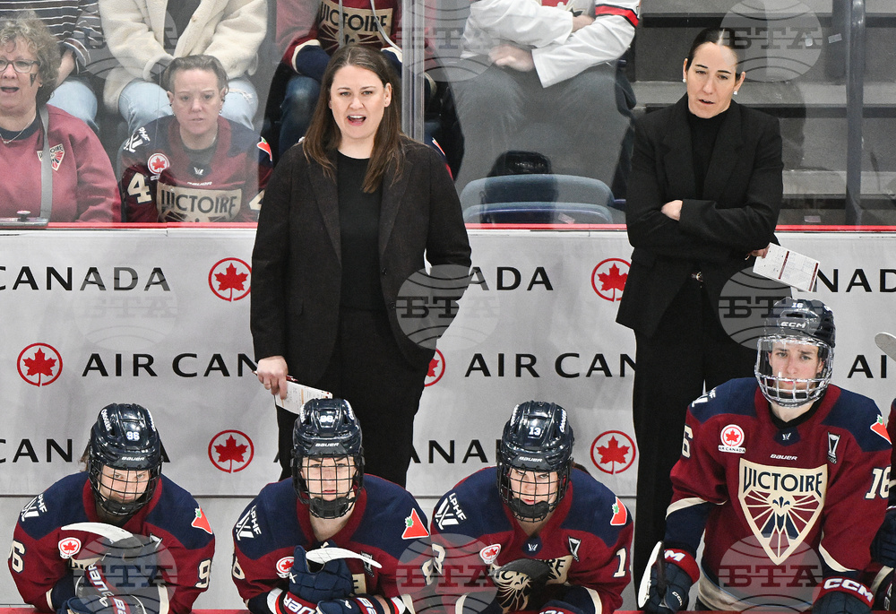 PWHL Frost Victoire Hockey
