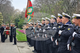 Варна - поклонение - 147 години Априлско въстание