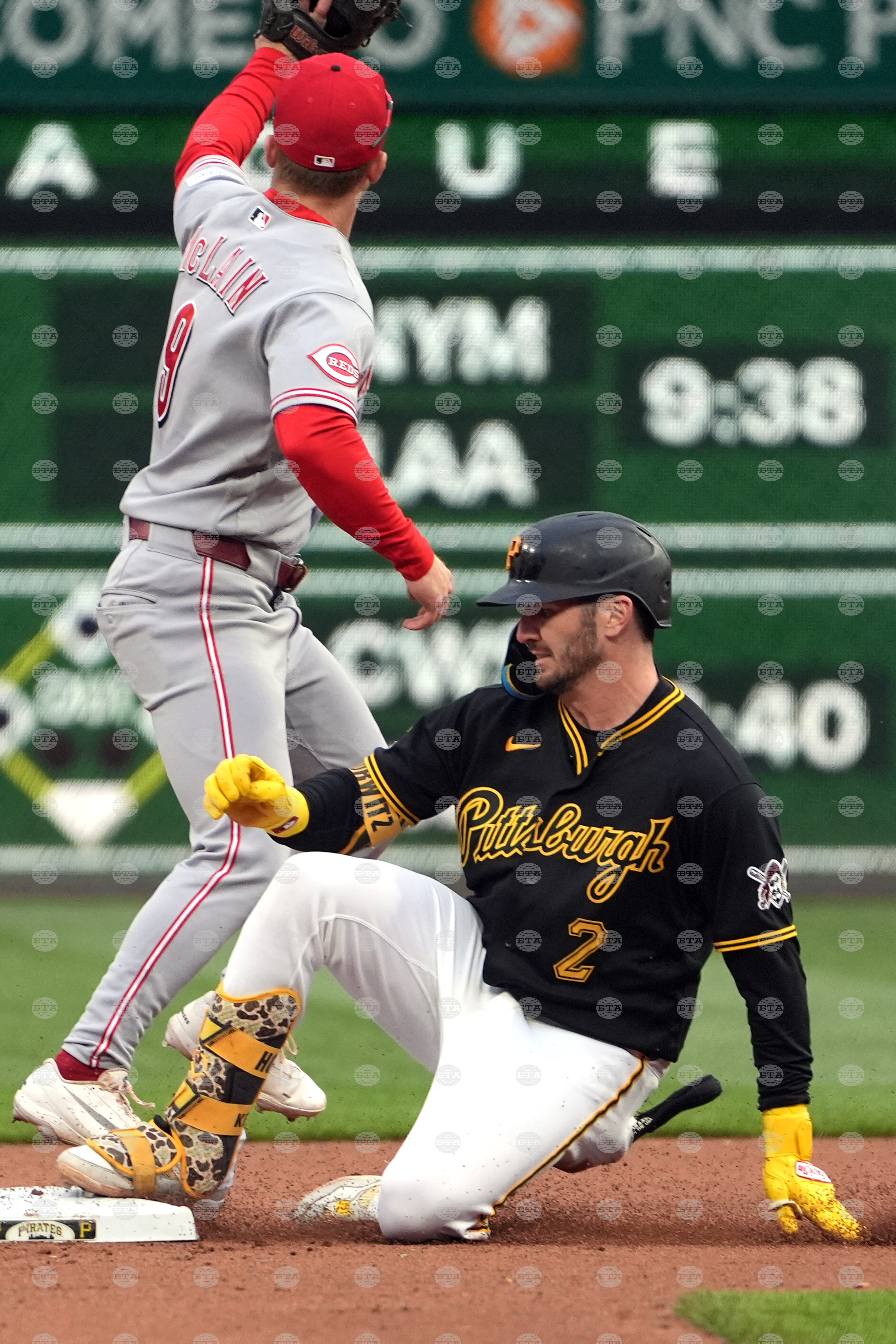 Reds Pirates Baseball