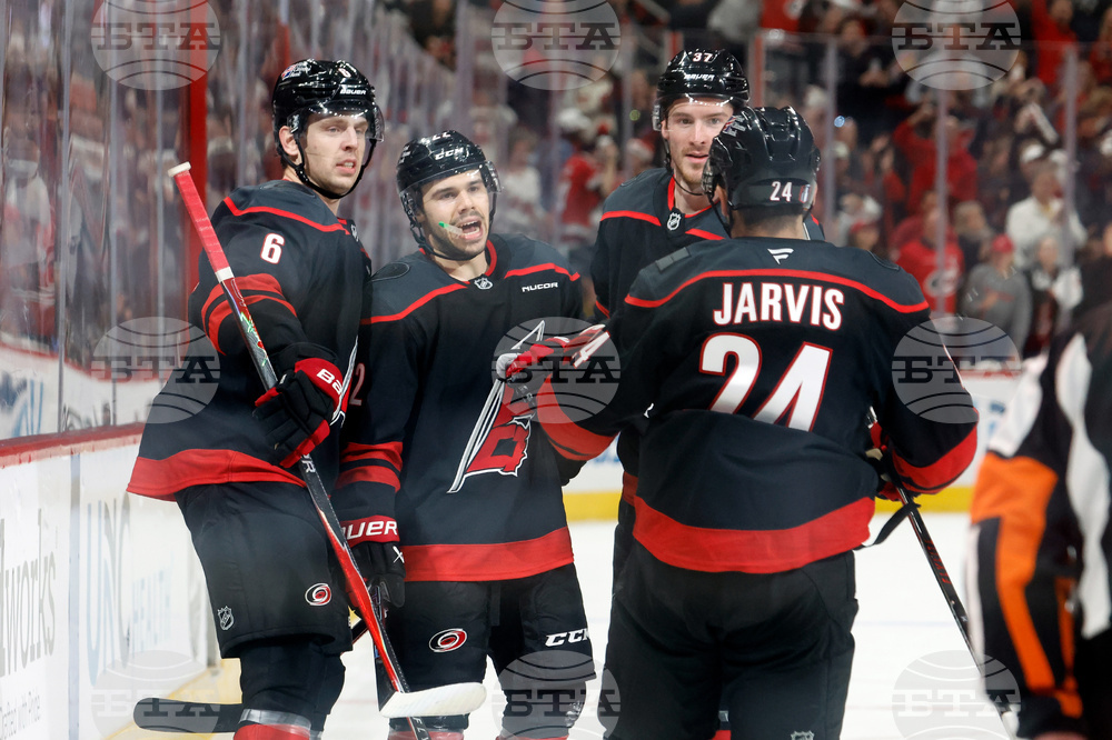Flyers Hurricanes Hockey