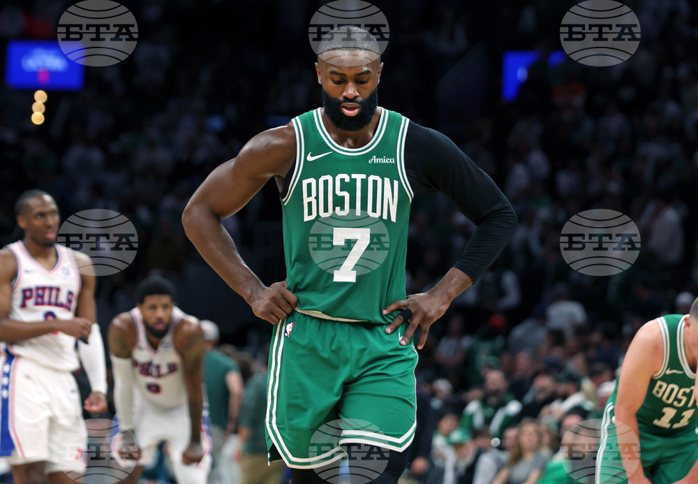76ers Celtics Basketball