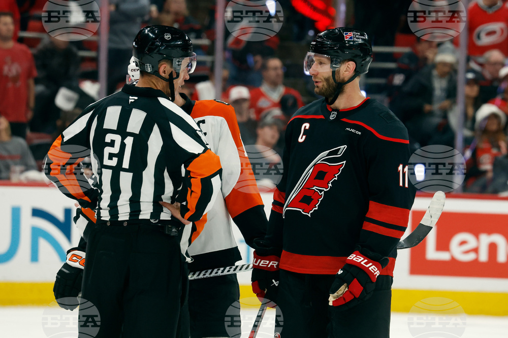 Flyers Hurricanes Hockey