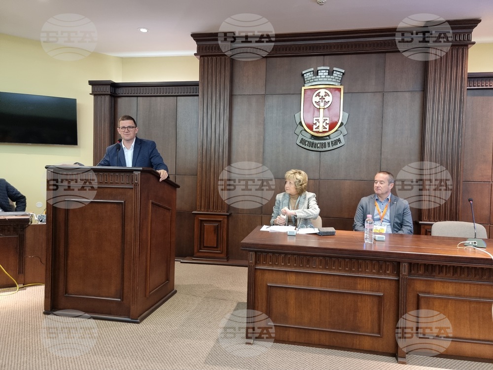 Научна конференция, посветена на дарителството, започна в Хасково