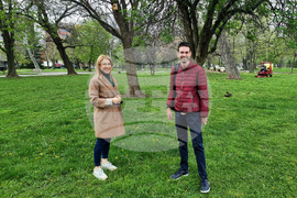 Десислава Билева - проверка на дейностите по косенето в столичния парк "Заимов"