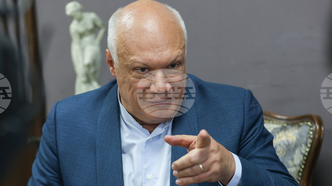 Ерик-Еманюел Шмит пред БТА: Пълен съм с въпроси, не с отговори