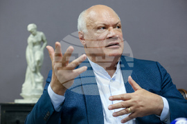 Ерик-Еманюел Шмит - интервю