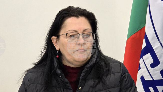 Приемната грижа у нас изисква по-системна подкрепа, каза преподавателят в ЮЗУ "Неофит Рилски" доц. д-р Вяра Цветанова 