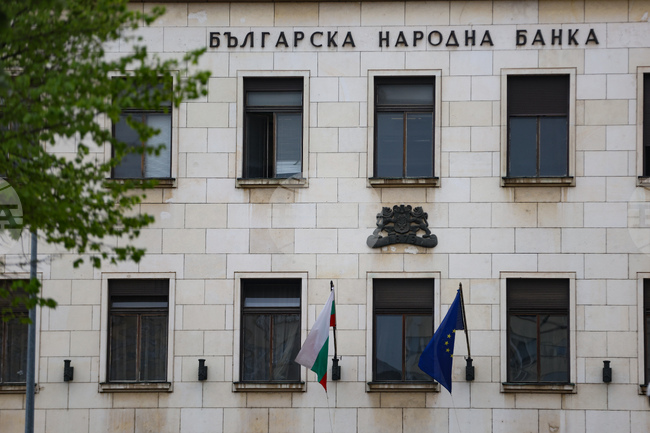 Claims on Loans to Non-government Sector Increase by 16.3% on Annual Basis at End of April 2026