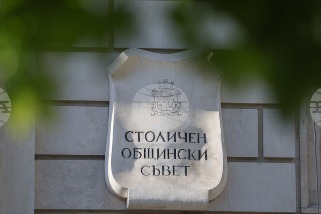 Председателят на СОС Цветомир Петров предлага Дара да бъде удостоена със званието „Почетен гражданин на София“