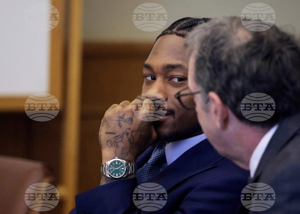Patriots Diggs Strangulation Charge