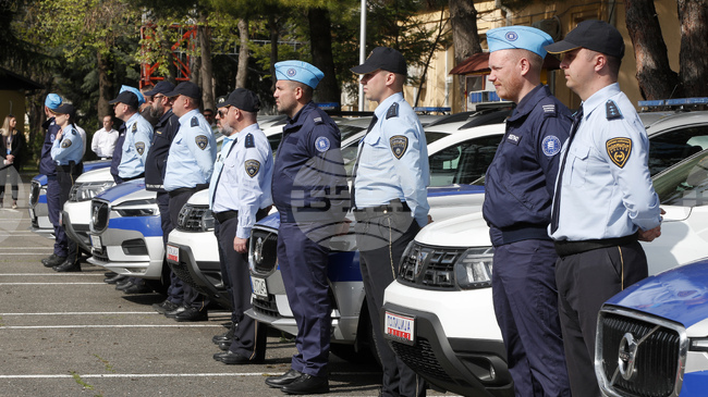 Ройтерс: Трябва ли "Фронтекс" да играе по-значима роля в охраняването на европейските граници 