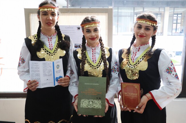 Община Банско: Средните училища в Банско представиха програмите си за прием 