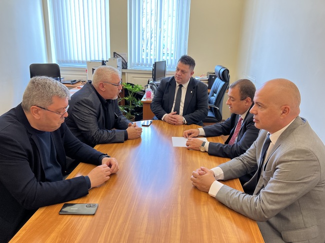 БСП към СФСМВР: Подкрепяме бюджетните ви искания за увеличаване на размера на възнагражденията на служителите на МВР