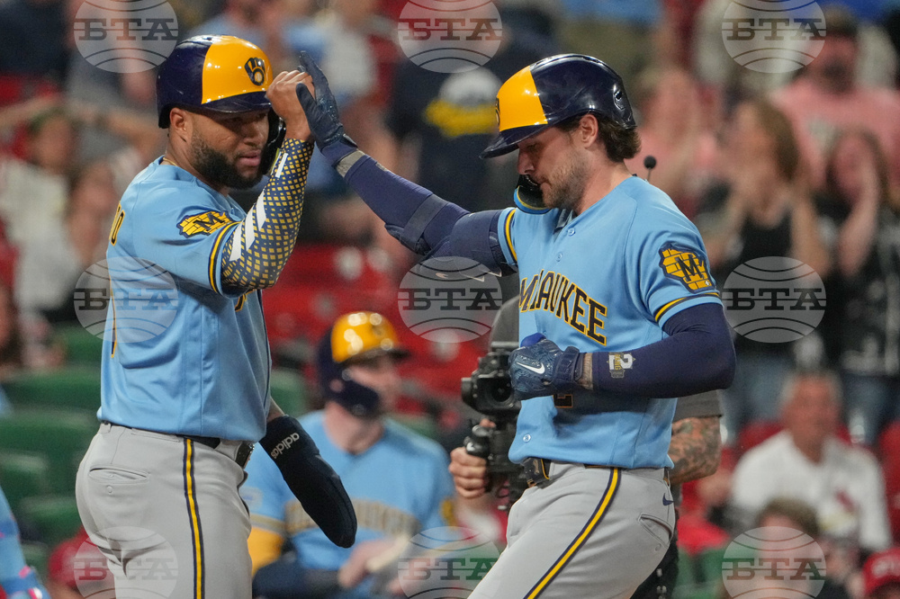 Brewers Cardinals Baseball