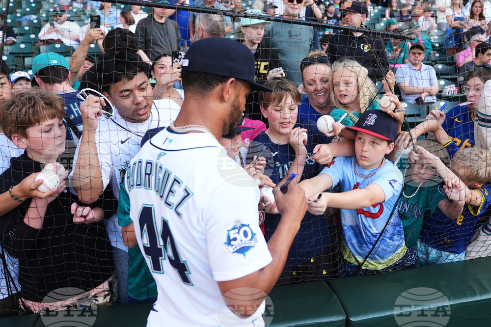 Braves Mariners Baseball
