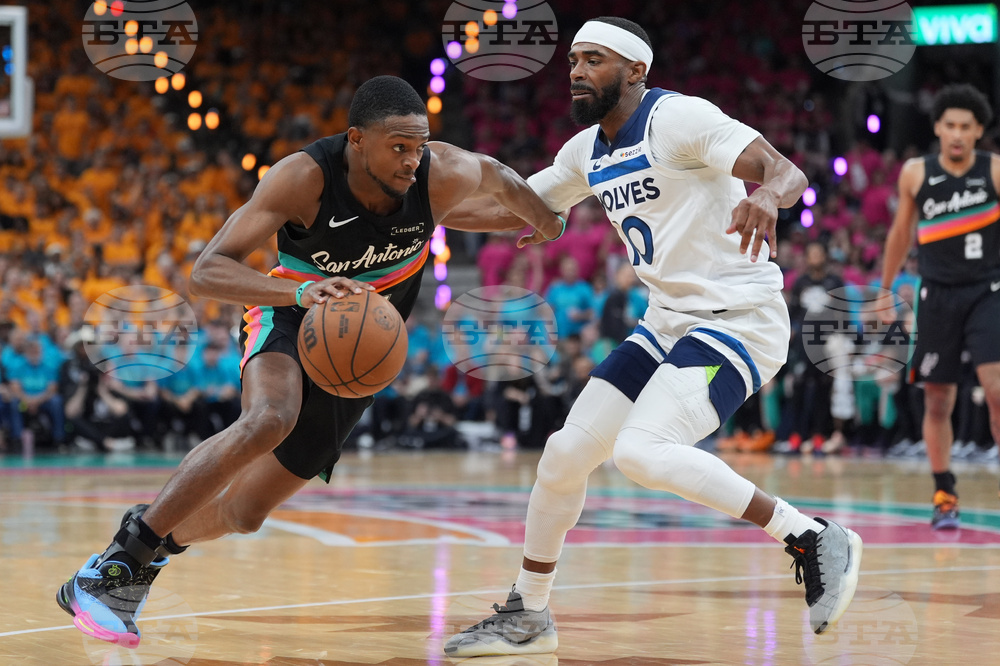 Timberwolves Spurs Basketball
