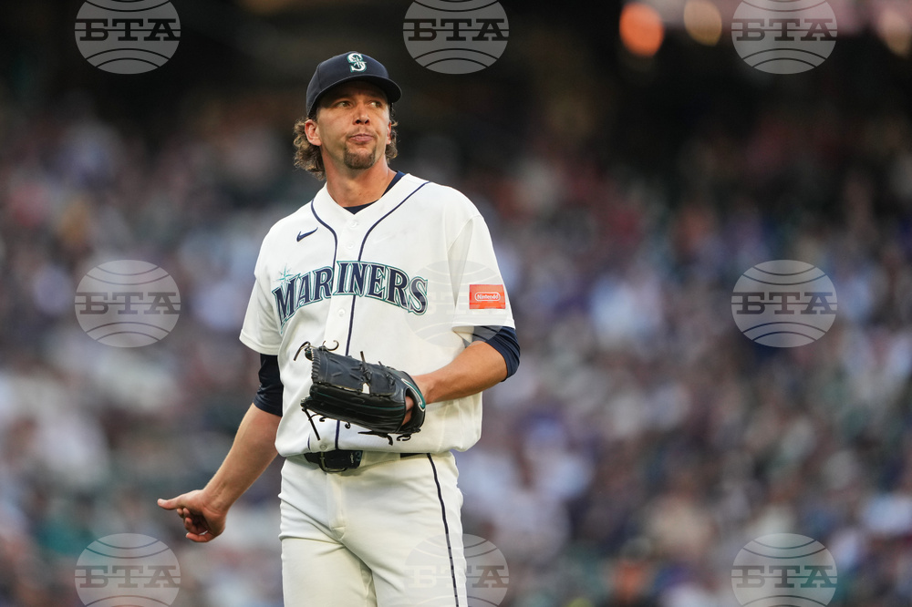 Braves Mariners Baseball