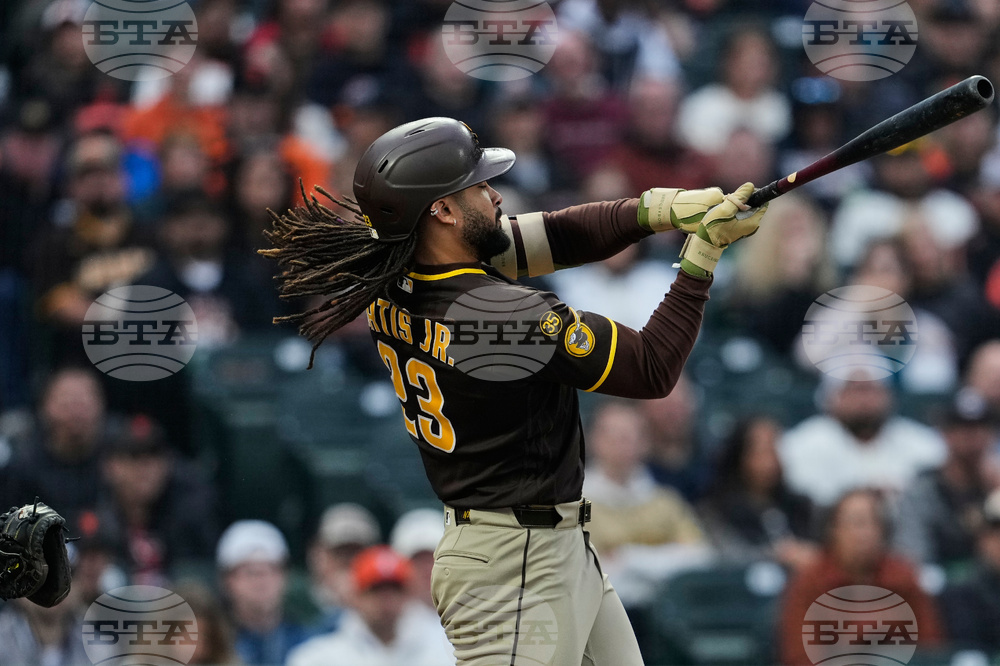 Padres Giants Baseball