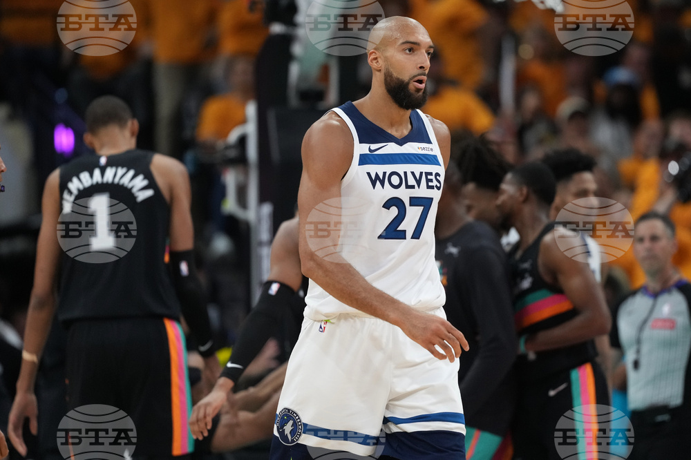Timberwolves Spurs Basketball