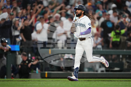 Braves Mariners Baseball