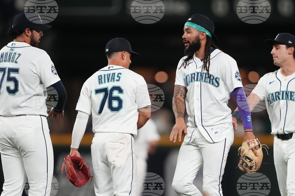 Braves Mariners Baseball