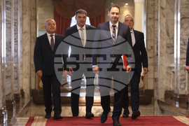 Президент - „Прогресивна България“ - консултации
