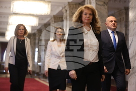 Президент - ГЕРБ-СДС - консултации