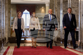 Президент - ГЕРБ-СДС - консултации
