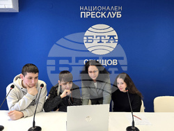 Национален пресклуб на БТА Свищов - СУ „Цветан Радославов“ - ученици - посещение