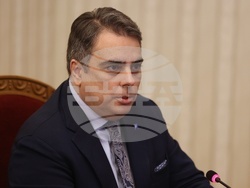 „Продължаваме промяната“- президент - консултации - Асен Василев