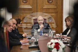 Румен Радев - ГЕРБ-СДС - консултации