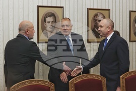 Румен Радев - ГЕРБ-СДС - консултации