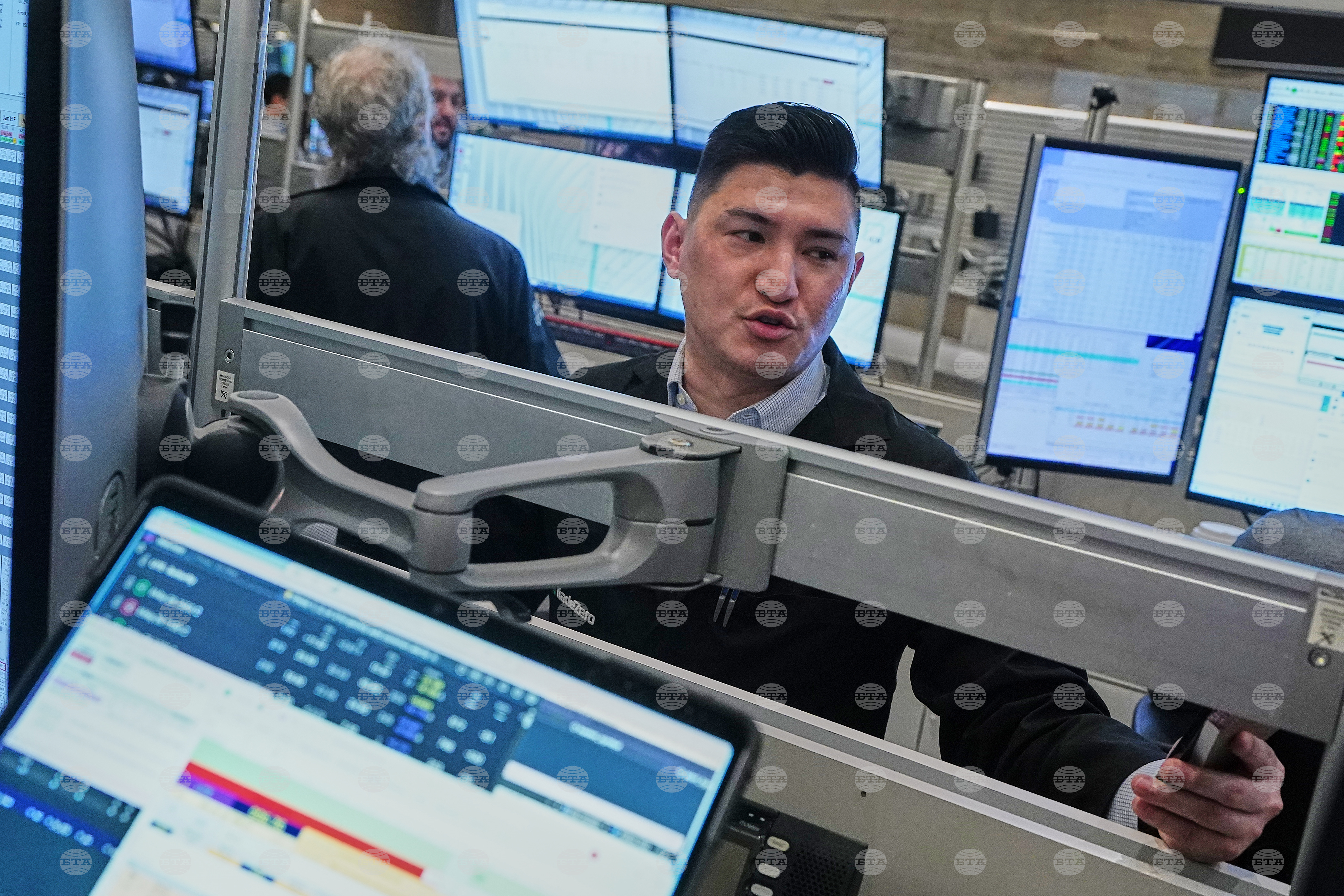 STOXX 600 е напът към най-силната си седмица от средата на май, европейските индекси се повишават