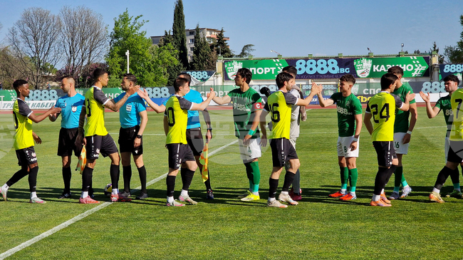 Футболният Монтана се раздели с 12 играчи