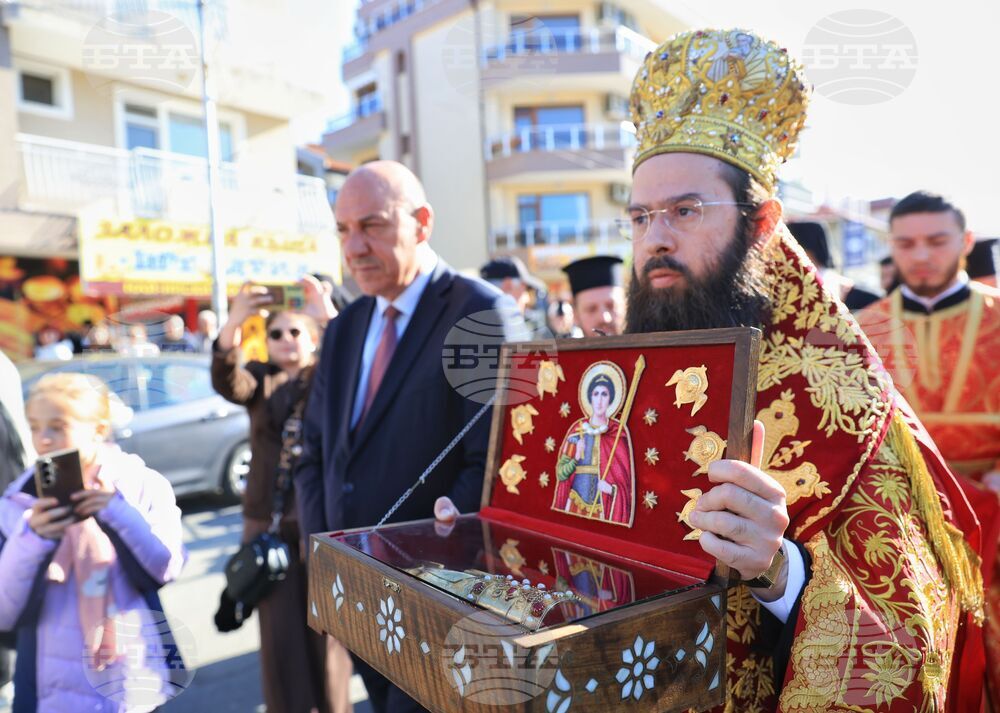 Поморие - мощи на Свети Георги - посрещане