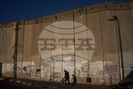 APTOPIX Israel Palestinians Daily Life