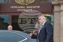 Румен Радев - ГЕРБ-СДС - консултации