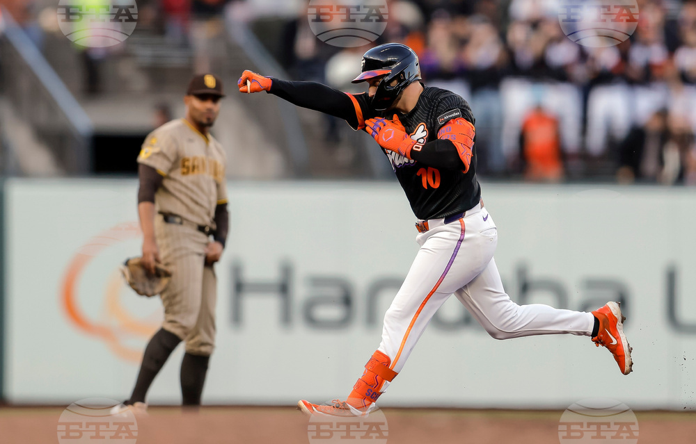 Padres Giants Baseball