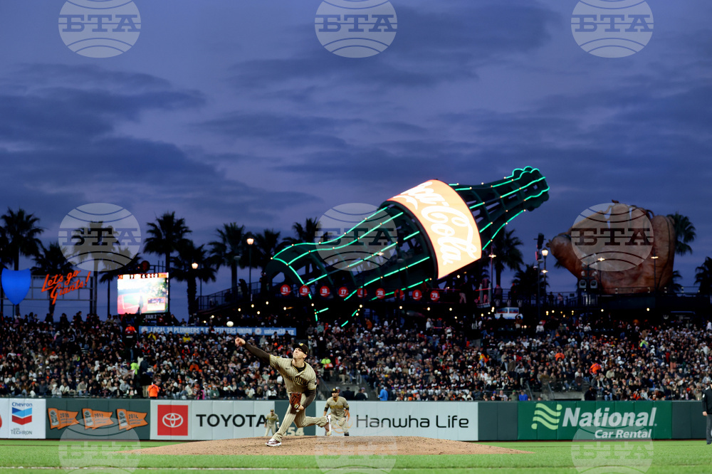 Padres Giants Baseball
