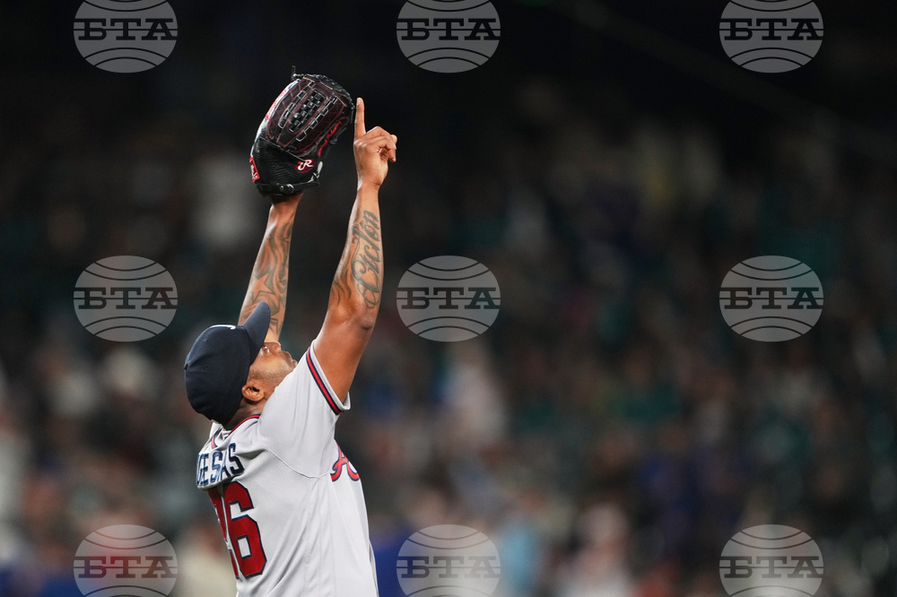 Braves Mariners Baseball