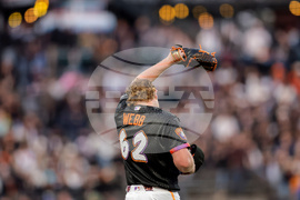 Padres Giants Baseball
