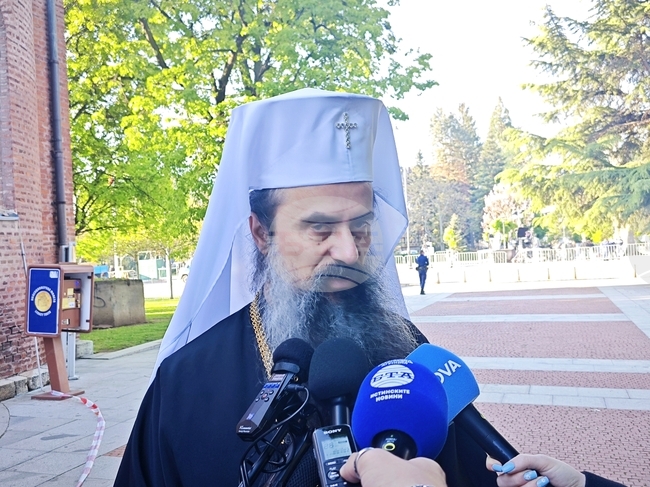 Нека имаме кураж да се изправим срещу злото в самите себе си, каза българският патриарх Даниил пред журналисти