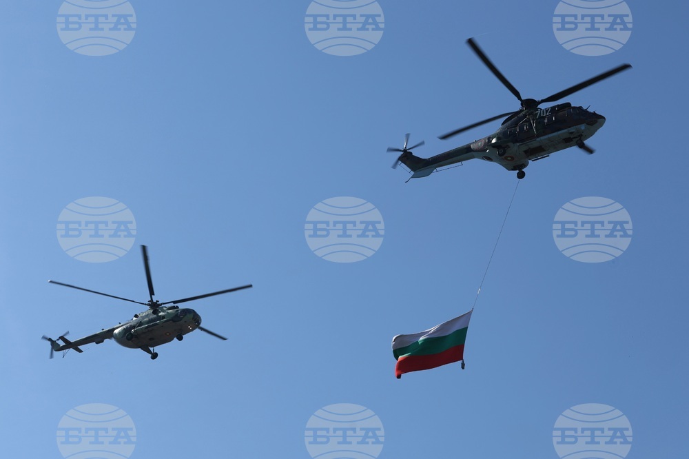 Ден на храбростта и празник на Българската армия - 6 май - водосвет на бойните знамена