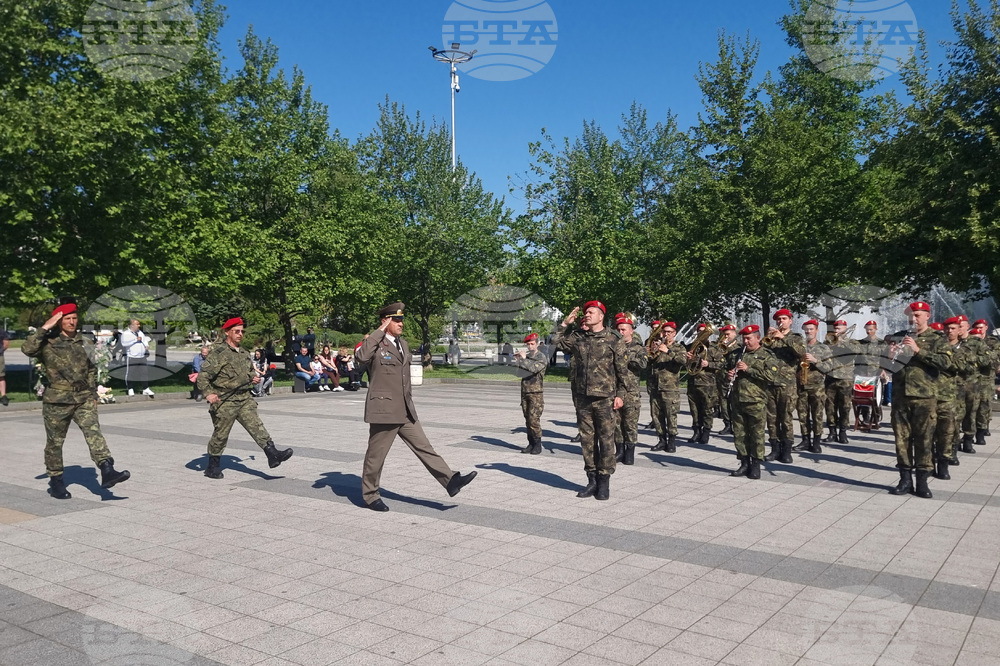Плевен - Гергьовден - освещаване на бойно знаме