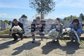 Петрич - Военен паметник „Българско военно гробище -1944“ 
