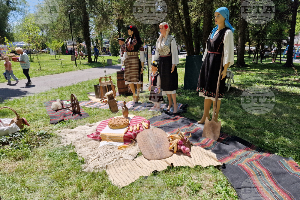 Радомир - алея на занаятите - „Заедно на Гергьовден“