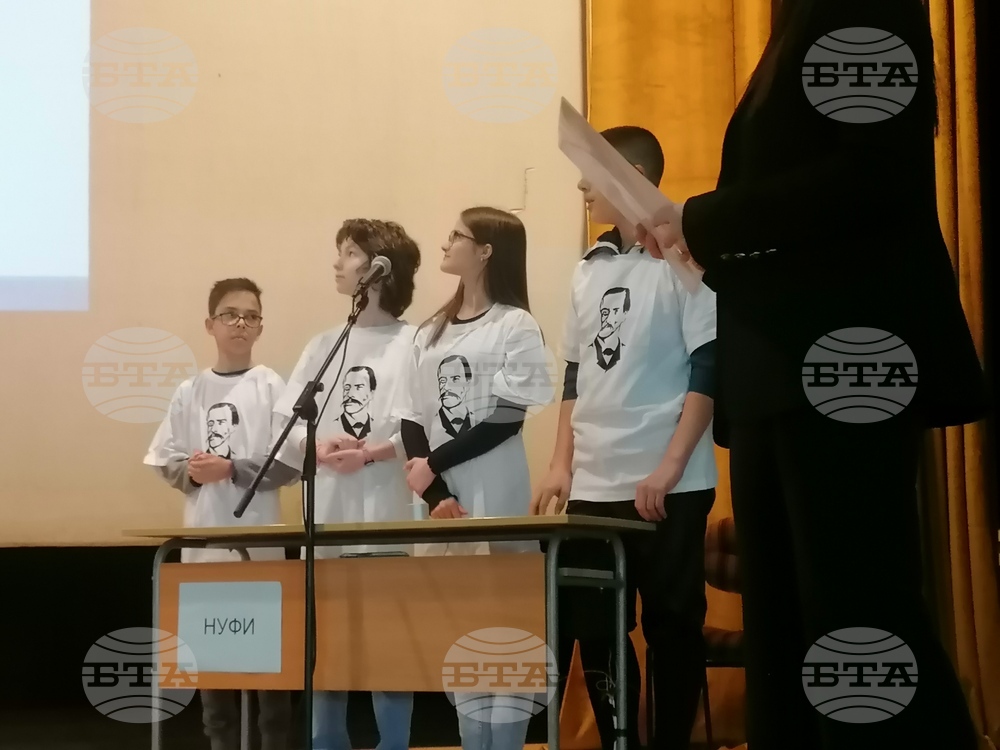 Ученици от Котел премериха знания във викторина за Георги Раковски