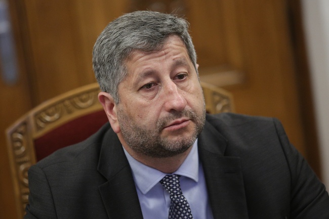 Има си коалиция, има си органи, хора, които говорят
