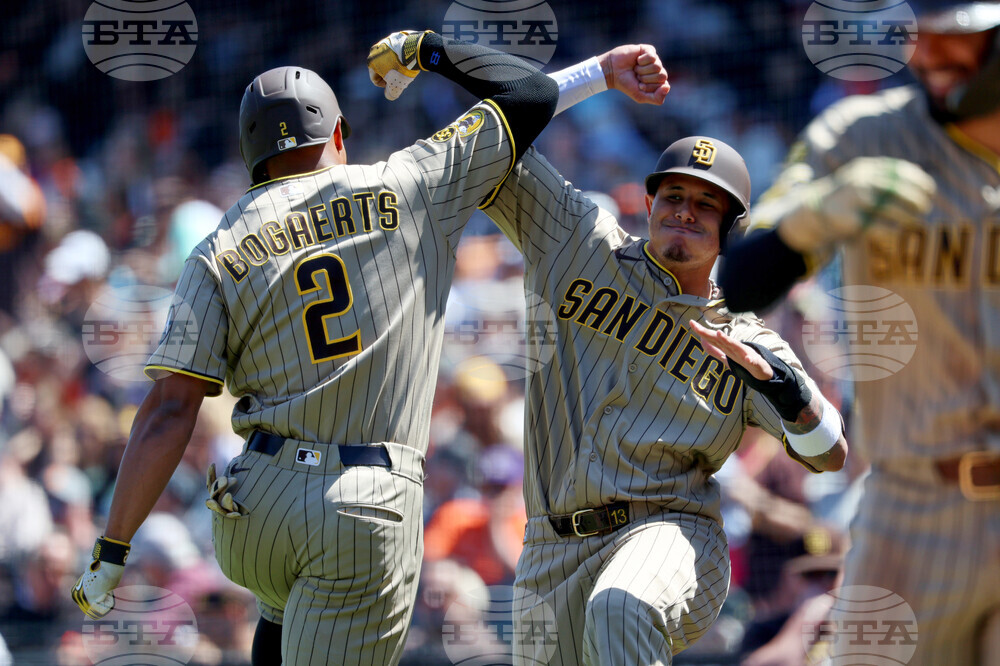 APTOPIX Padres Giants Baseball