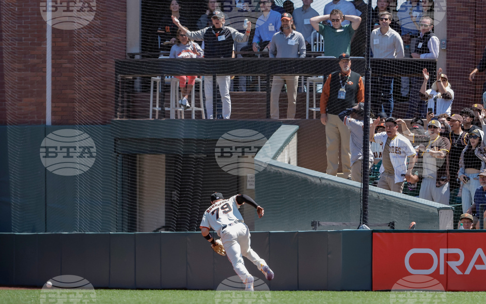Padres Giants Baseball